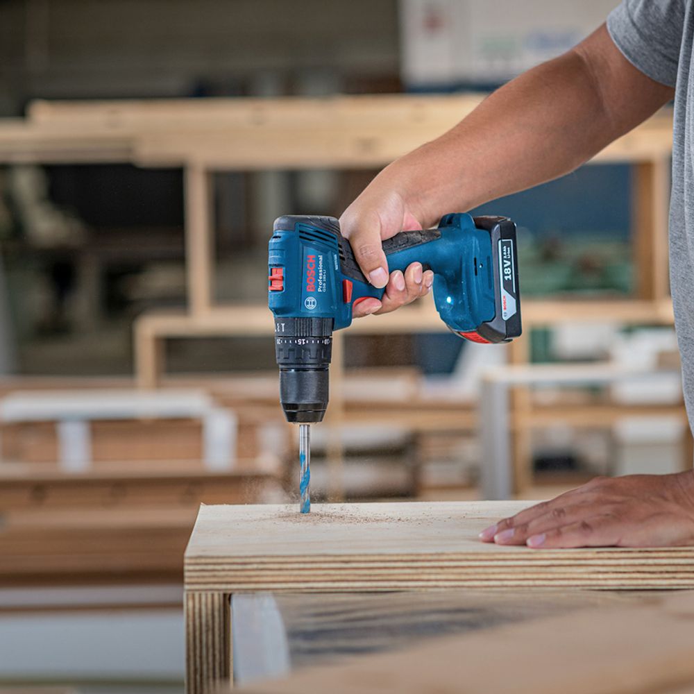 Combo Bosch Furadeira GSB185-LI + Chave impacto GDR18V-215, 2B+