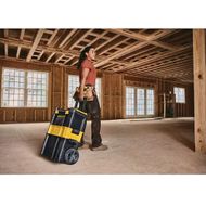 caixa-com-rodas-3-em-1-essencial-stst18631-stanley-28261_4