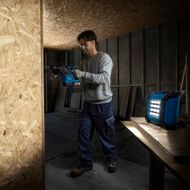 Refletor-LED-a-bateria-Bosch-GLI-18V-1500-sem-bateria-35478_5