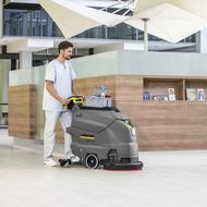 lavadora-e-secadora-de-piso-karcher-bd5050-eletrica-19257_2